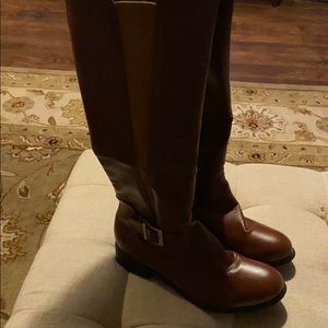 New women’s size 8 1/2 (41) tall brown boots.